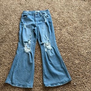 Almost Famous 90’s Wide Leg Flare Size 9